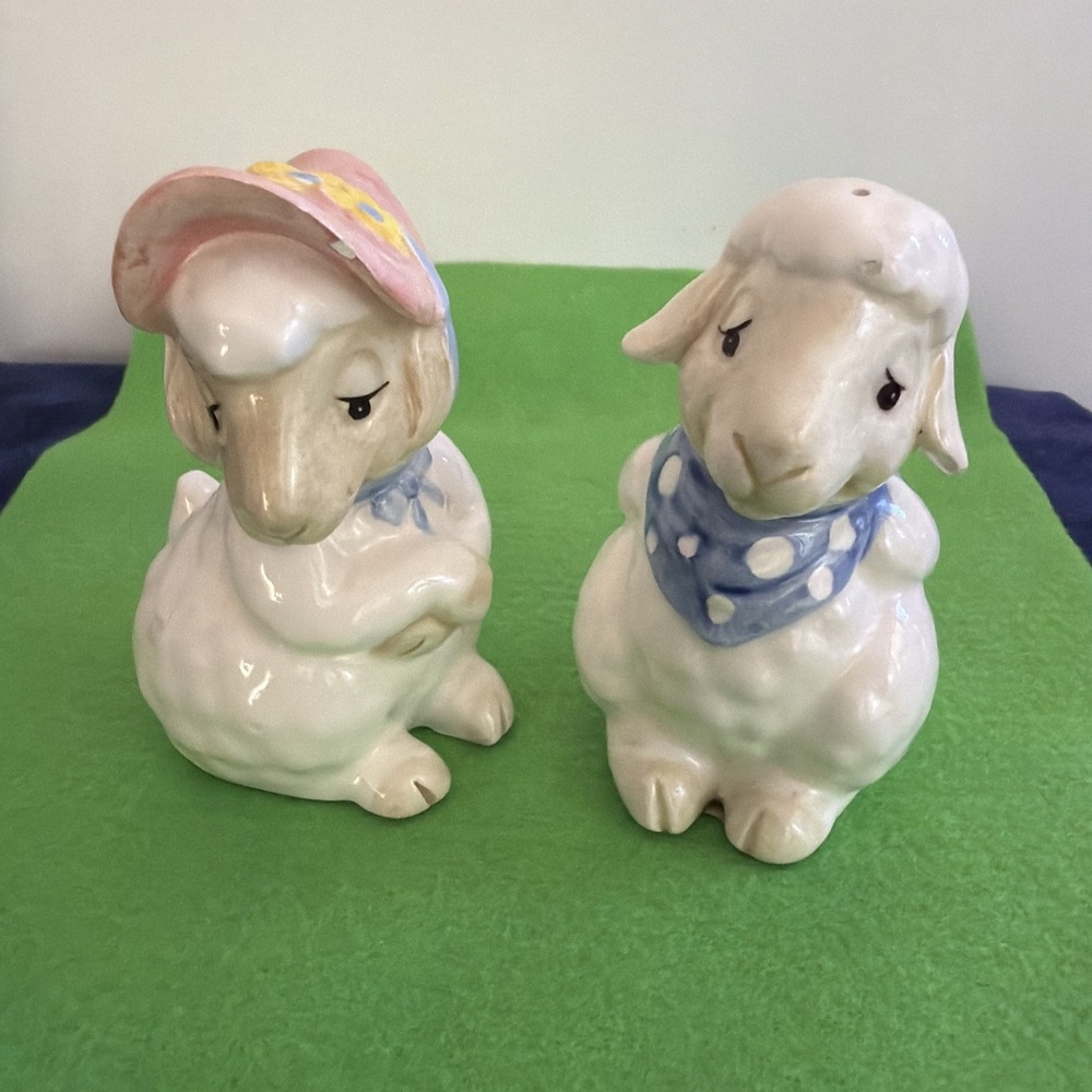 Fitz & Floyd Ceramic Sheep Lambs Salt And Pepper Shakers Easter Spring